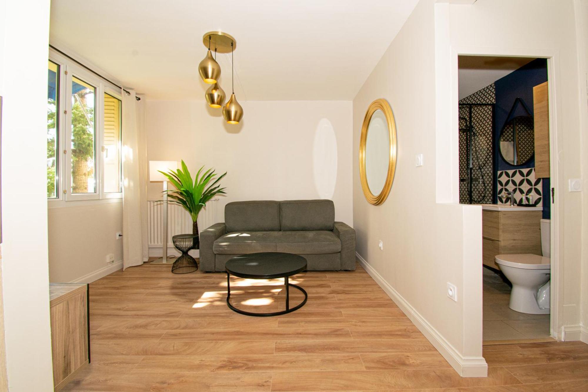 Suite Maddison Villeurbanne Ngoại thất bức ảnh
