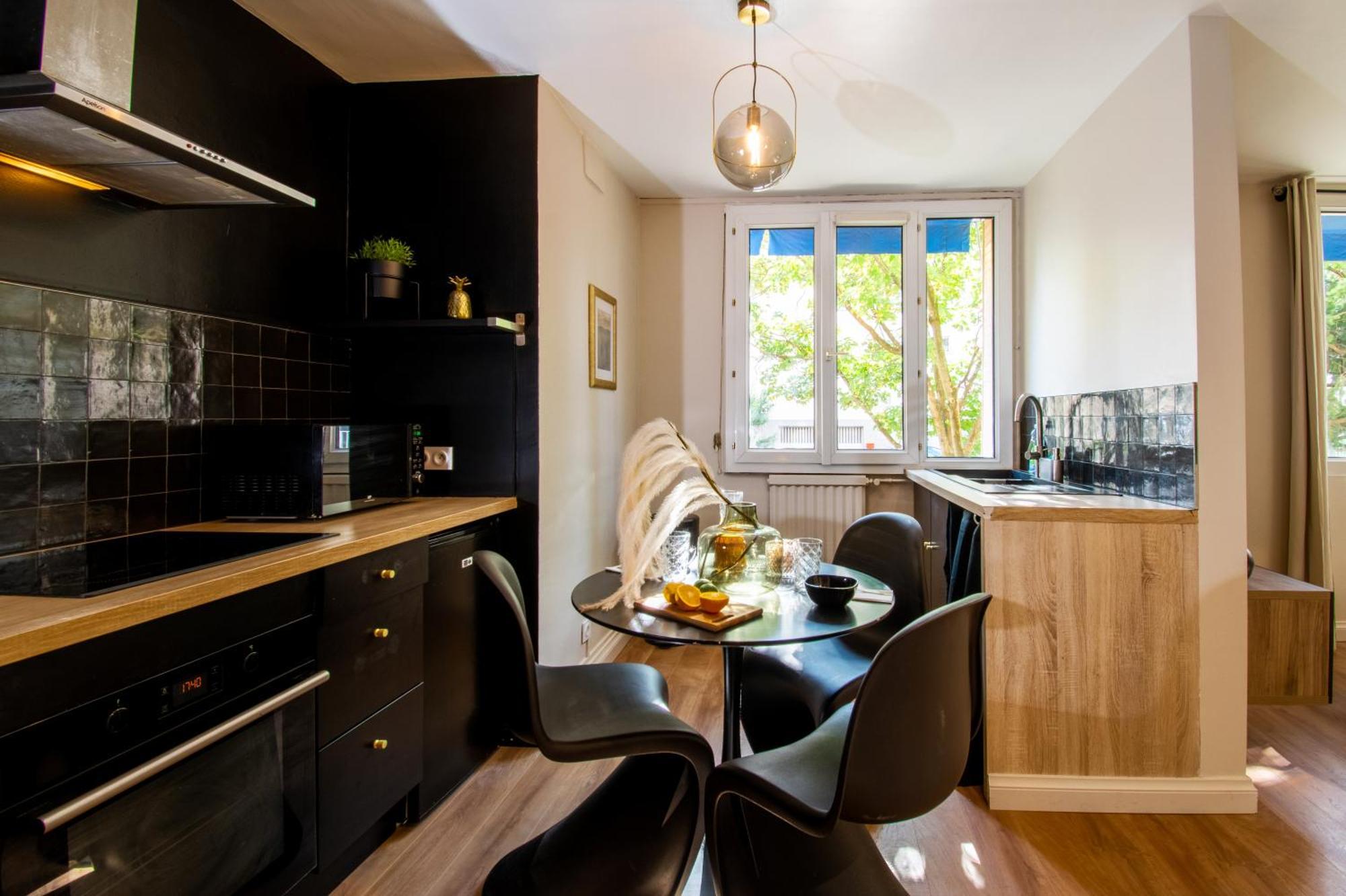 Suite Maddison Villeurbanne Ngoại thất bức ảnh
